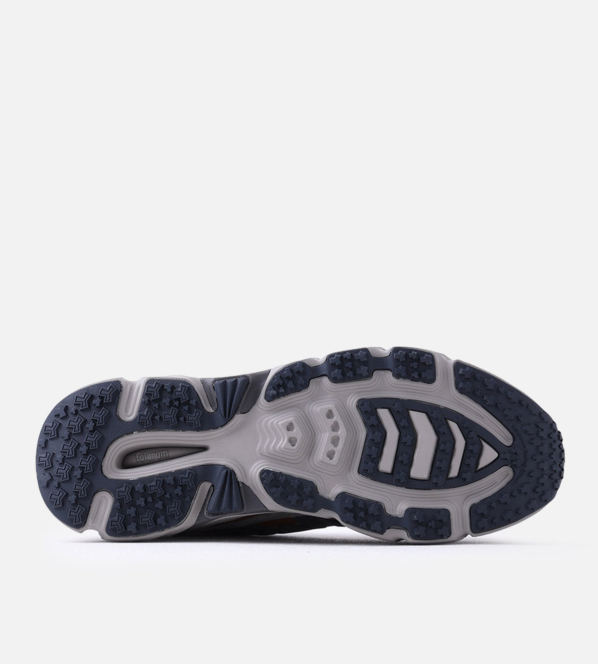 Karhu Super Fulcrum Gray Flannel Subterranean